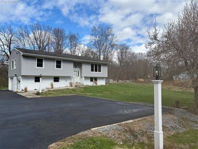 3875 Route 82