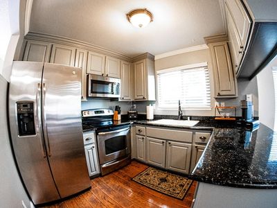 1475 Parkway Drive