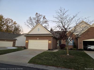 22763 Coachlight Cir #68