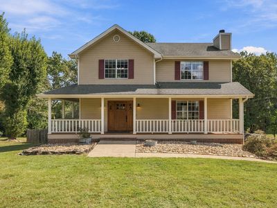9916 Rolling Wind Dr
