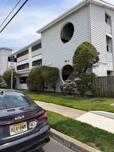 300 E Brigantine Ave Unit 10
