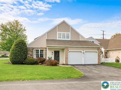 2504 Rolling Green Dr