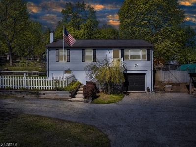 709 Canistear Rd