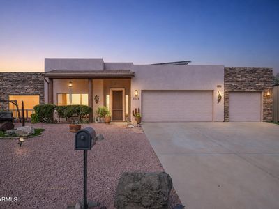 2126 AUSTIN Way