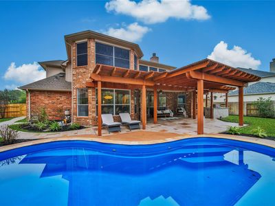 12016 Cedar Creek Dr