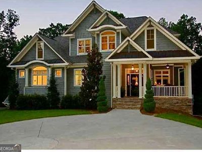 922 Pebblebrook Rd SE