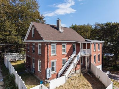 151 Mechanic St