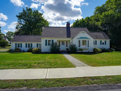 122 Maple St