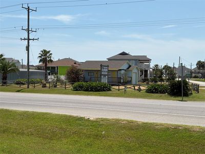 998 Ramada Blvd