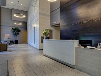 1200 Main St APT 2408