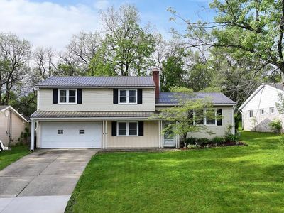 50 Sunnyslope Dr
