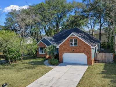 109 Oyster Point Row