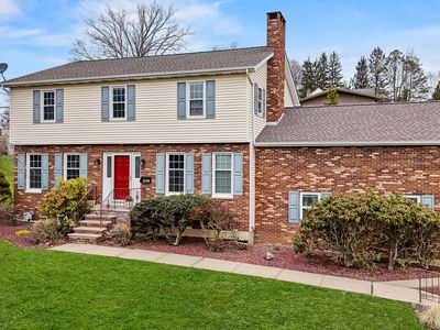 3719 Country Club Rd