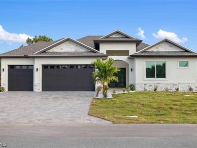 38 Lark Dr