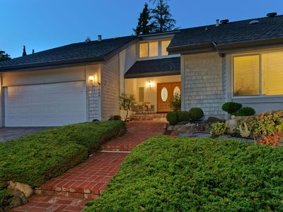 7046 Calcaterra Dr