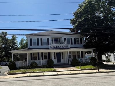 76 High St