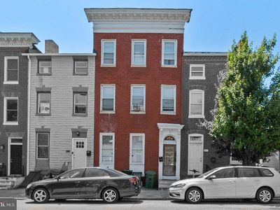885 W Lombard St