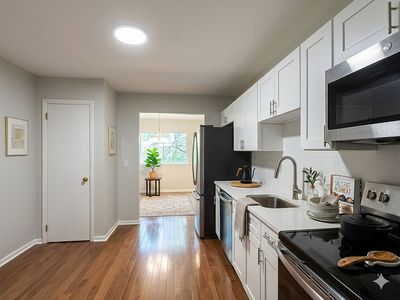 121 Josephs Way