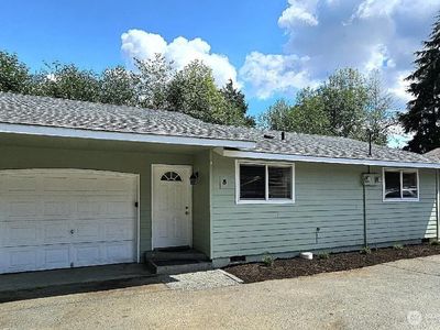 5707 East Drive #5 & 6