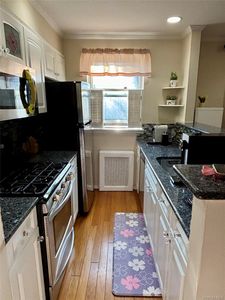 14 Edwards Street #1B