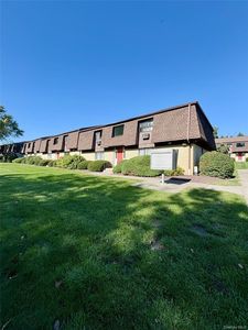1001 Cherry Hill Drive #1001