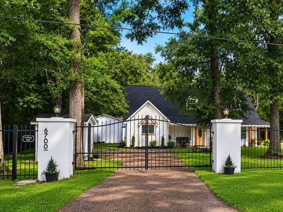 6700 Magnolia Trl