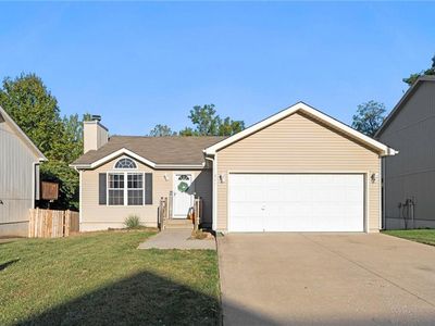 411 N Queen Ridge Ave