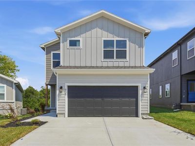 808 Glenn Cir