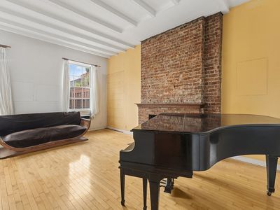 162 9th Ave APT A