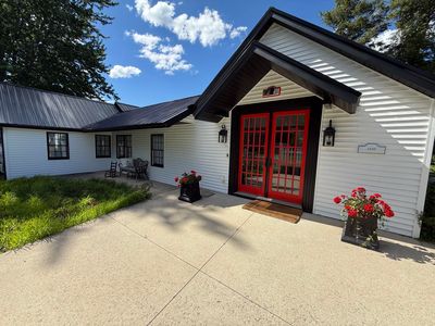 1849 E Pratt Lake Rd