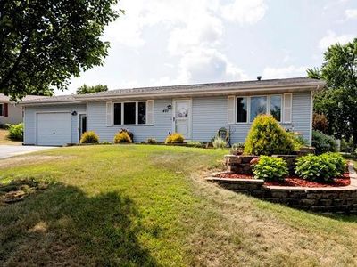 401 Oak Ridge COURT