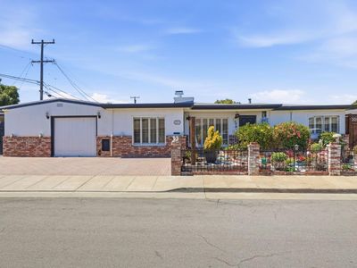 605 E 39th Ave
