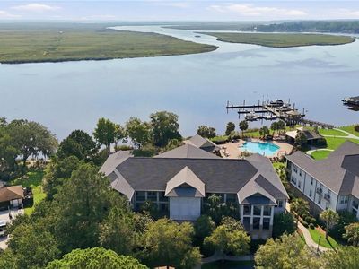 2707 River Oaks Drive