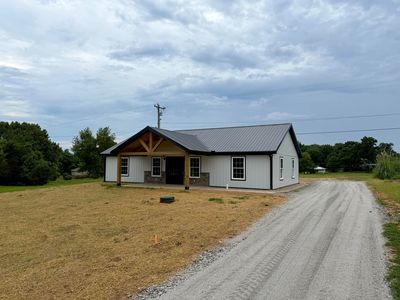 111 Crestview Ln
