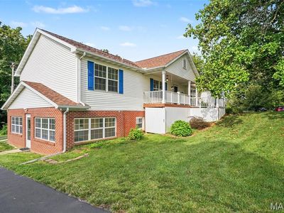 851 County Road 468