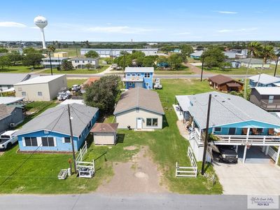 215 N Shore Dr