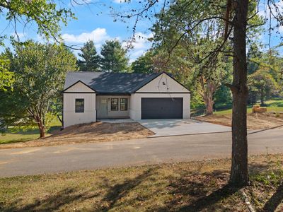 Property at 332 Country Hill Dr, Somerset, KY