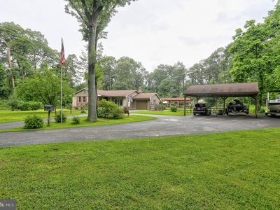 210 Pinewood Dr