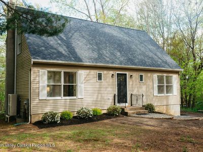 3 Seymour Drive