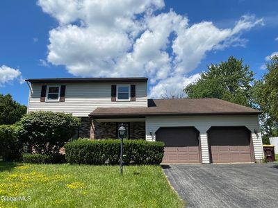 2 Brookside Court