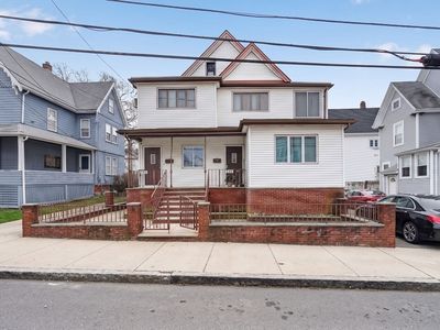 139-141 Bradford St