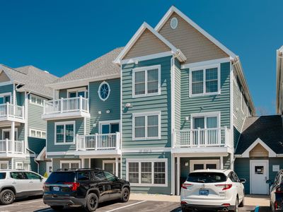 100 Hope St Suite 11