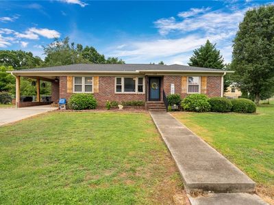 Property at 114 1st St, Central, SC