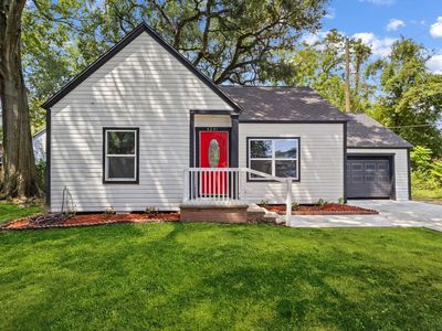 4241 Forest Dr