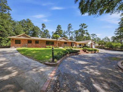 3416 Meadow Dr