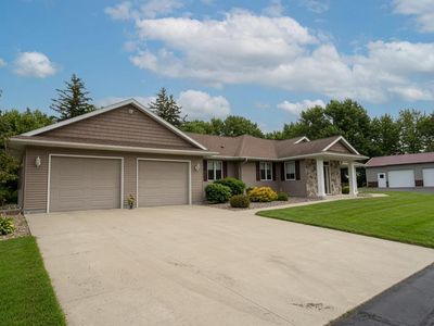 70082 270th Ave