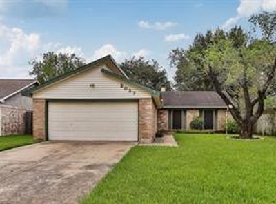 2027 Goodwin Dr