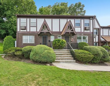 239 Parkside Drive