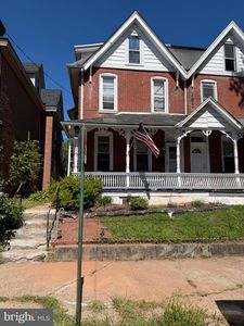 261 Yost Ave
