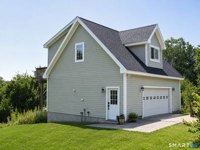 Property at 1030-B Litchfield Turnpike, New Hartford, CT